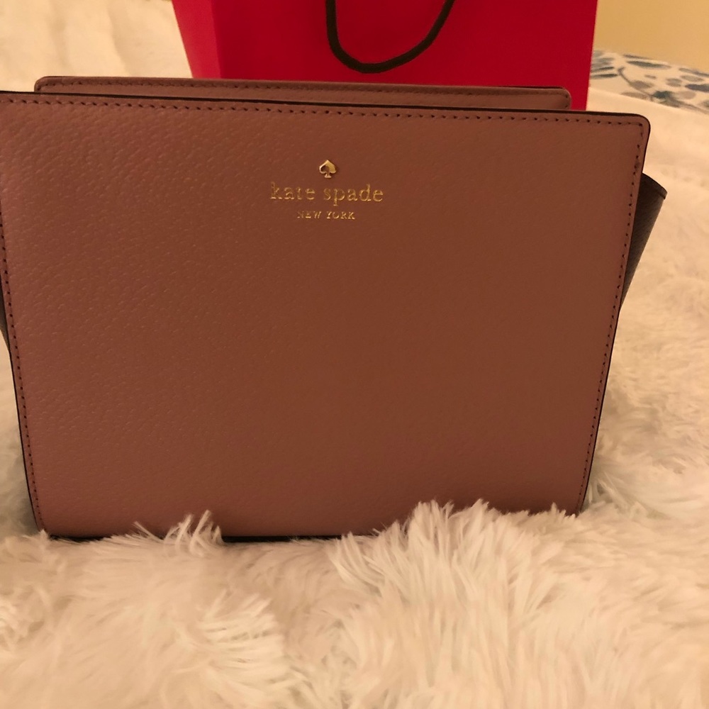 Handbag - Picture 5 of 8